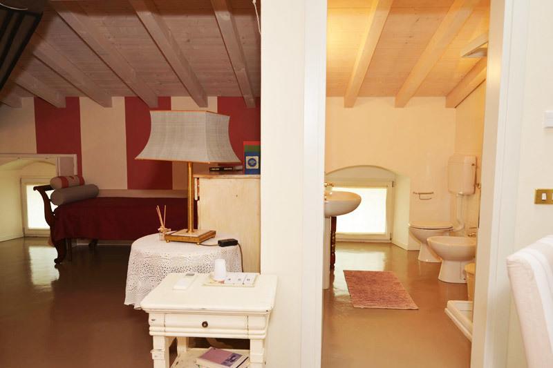 B&B La Mongolfiera Віллафранка-ді-Верона Номер фото